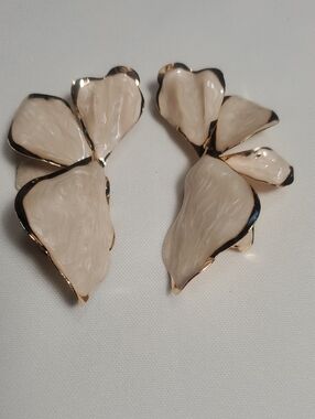 Petal Cluster Drop Earrings - Cream Gold Accents